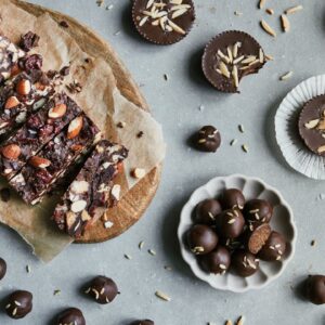 Festive Chocolate Treats for the Holidays | Vegan & Delicious