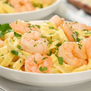 Fettuccine Alfredo with Garlic Shrimp | Easy 20 Minute Meal